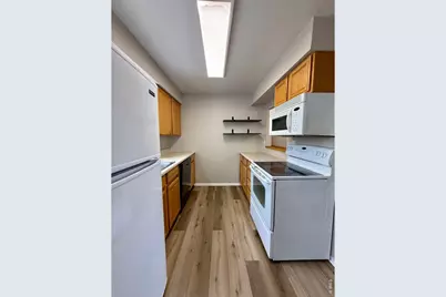 221 Chestnut St #D2, Windsor, CO 80550 - Photo 9