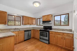 42 Ottawa Ct, Lyons, CO 80540 - Photo 3
