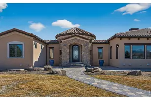 2102 Shoreside Dr, Berthoud, CO 80513 - Photo 3