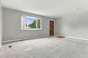 1053 Montview Rd, Fort Collins, CO 80521 - Photo 3