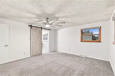 2502 Courtney Dr, Loveland, CO 80537 - Photo 23