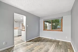 2502 Courtney Dr, Loveland, CO 80537 - Photo 9