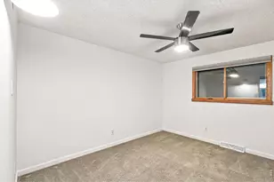2502 Courtney Dr, Loveland, CO 80537 - Photo 33