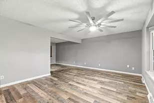 2502 Courtney Dr, Loveland, CO 80537 - Photo 5