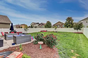 1832 Ruddlesway Dr, Windsor, CO 80550 - Photo 35