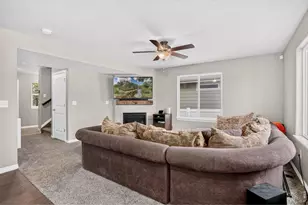1832 Ruddlesway Dr, Windsor, CO 80550 - Photo 7