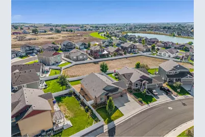 496 Gannet Peak Dr, Windsor, CO 80550 - Photo 39