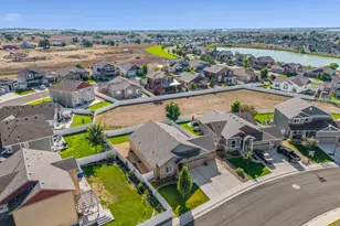 496 Gannet Peak Dr, Windsor, CO 80550 - Photo 39