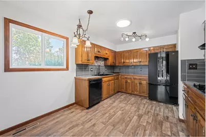 101 Pamela Dr, Loveland, CO 80537 - Photo 9
