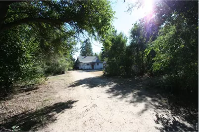 821 Dessa St, Brush, CO 80723 - Photo 13