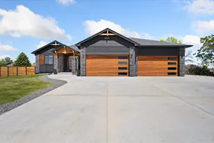 740 W Co Rd 10E, Berthoud, CO 80513 - Photo 3