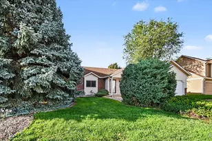 1986 E 18th St, Loveland, CO 80538 - Photo 3