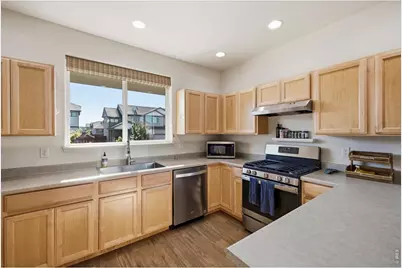 1662 Thrive Dr, Windsor, CO 80550 - Photo 11