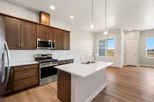 4232 Trapper Lake Dr, Loveland, CO 80538 - Photo 5