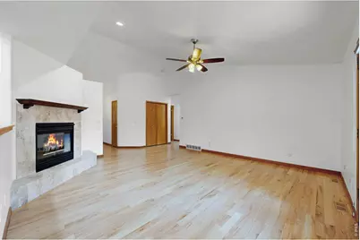2651 Westlake Ct, Longmont, CO 80503 - Photo 9