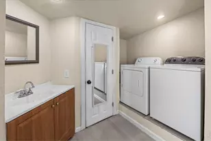 712 E 6th Ave, Fort Morgan, CO 80701 - Photo 25