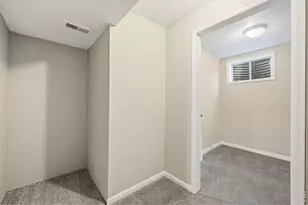 2137 Steele St, Longmont, CO 80501 - Photo 23