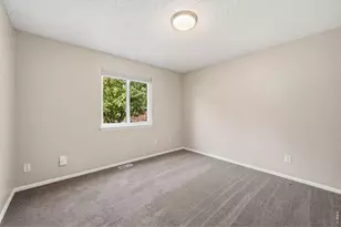 2137 Steele St, Longmont, CO 80501 - Photo 17