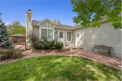 2137 Steele St, Longmont, CO 80501 - Photo 3