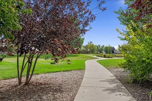2137 Steele St, Longmont, CO 80501 - Photo 31
