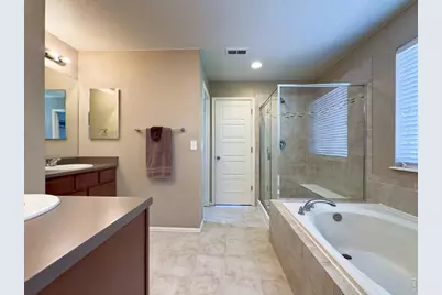 526 W 64th St, Loveland, CO 80538 - Photo 17