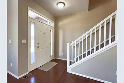 526 W 64th St, Loveland, CO 80538 - Photo 3
