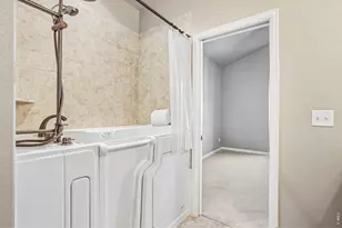 180 Darlington Ln, Johnstown, CO 80534 - Photo 29