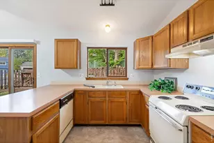1407 Wildwood Rd, Fort Collins, CO 80521 - Photo 7