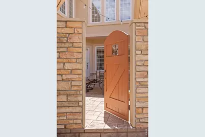 1001 Wyndemere Cir, Longmont, CO 80504 - Photo 5