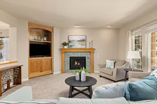 1001 Wyndemere Cir, Longmont, CO 80504 - Photo 9