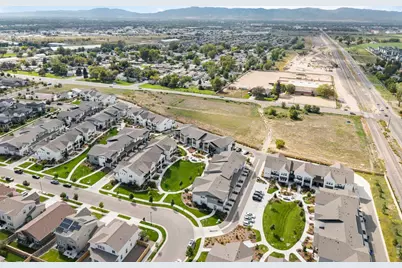 569 Vicot Way #H, Fort Collins, CO 80524 - Photo 35