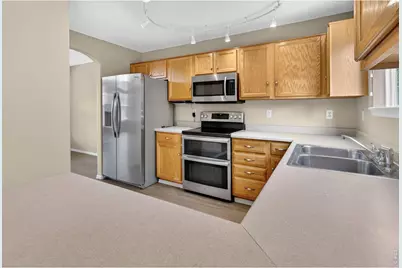 2357 E 116th Pl, Thornton, CO 80233 - Photo 9