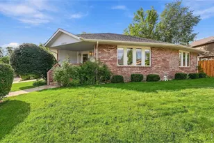 2933 Lake Park Way, Longmont, CO 80503 - Photo 5