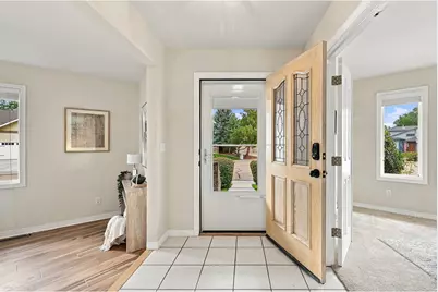 2933 Lake Park Way, Longmont, CO 80503 - Photo 7