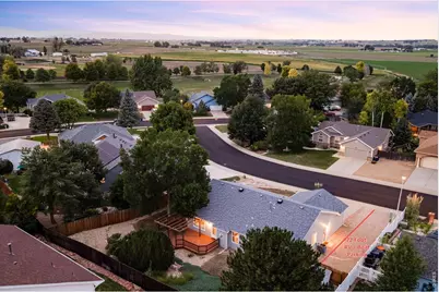 922 N 7th St, Johnstown, CO 80534 - Photo 3