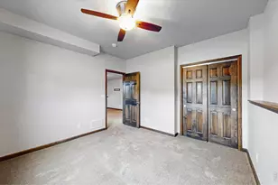 151 Willowstone Dr, Estes Park, CO 80517 - Photo 37