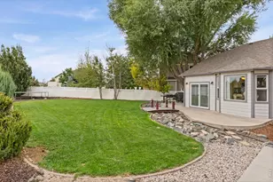 563 Kenai Ct, Windsor, CO 80550 - Photo 37