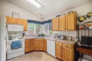 4527 Cole Dr, Loveland, CO 80538 - Photo 13