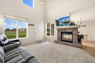 3070 Nunn Pl, Loveland, CO 80538 - Photo 7