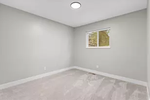 304 W 52nd St, Loveland, CO 80538 - Photo 25