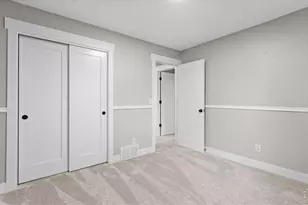 304 W 52nd St, Loveland, CO 80538 - Photo 29