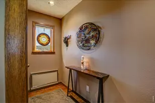 2570 Eagle Rock Dr, Estes Park, CO 80517 - Photo 25