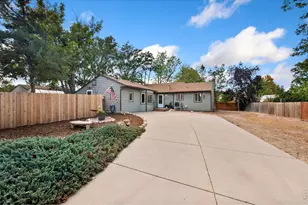 811 47th Ave Ct, Greeley, CO 80634 - Photo 1