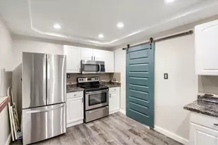 1735 W Burlington Pl, Denver, CO 80221 - Photo 15