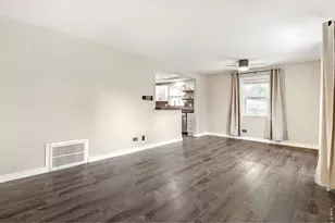 1735 W Burlington Pl, Denver, CO 80221 - Photo 9
