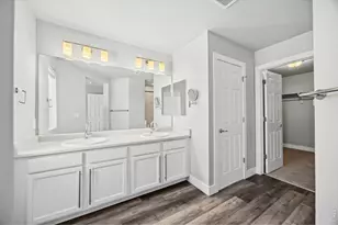 16073 E Warner Pl, Denver, CO 80239 - Photo 11