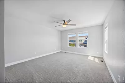 16073 E Warner Pl, Denver, CO 80239 - Photo 15