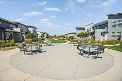 16073 E Warner Pl, Denver, CO 80239 - Photo 23