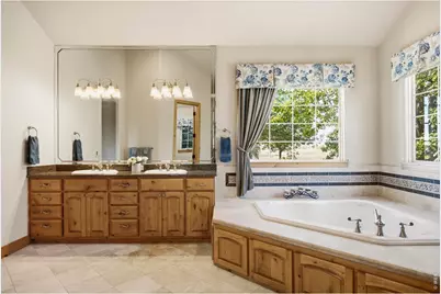 2075 Doyle Dr, Berthoud, CO 80513 - Photo 21