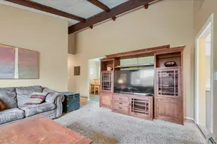 2542 Cambridge Dr, Longmont, CO 80503 - Photo 3